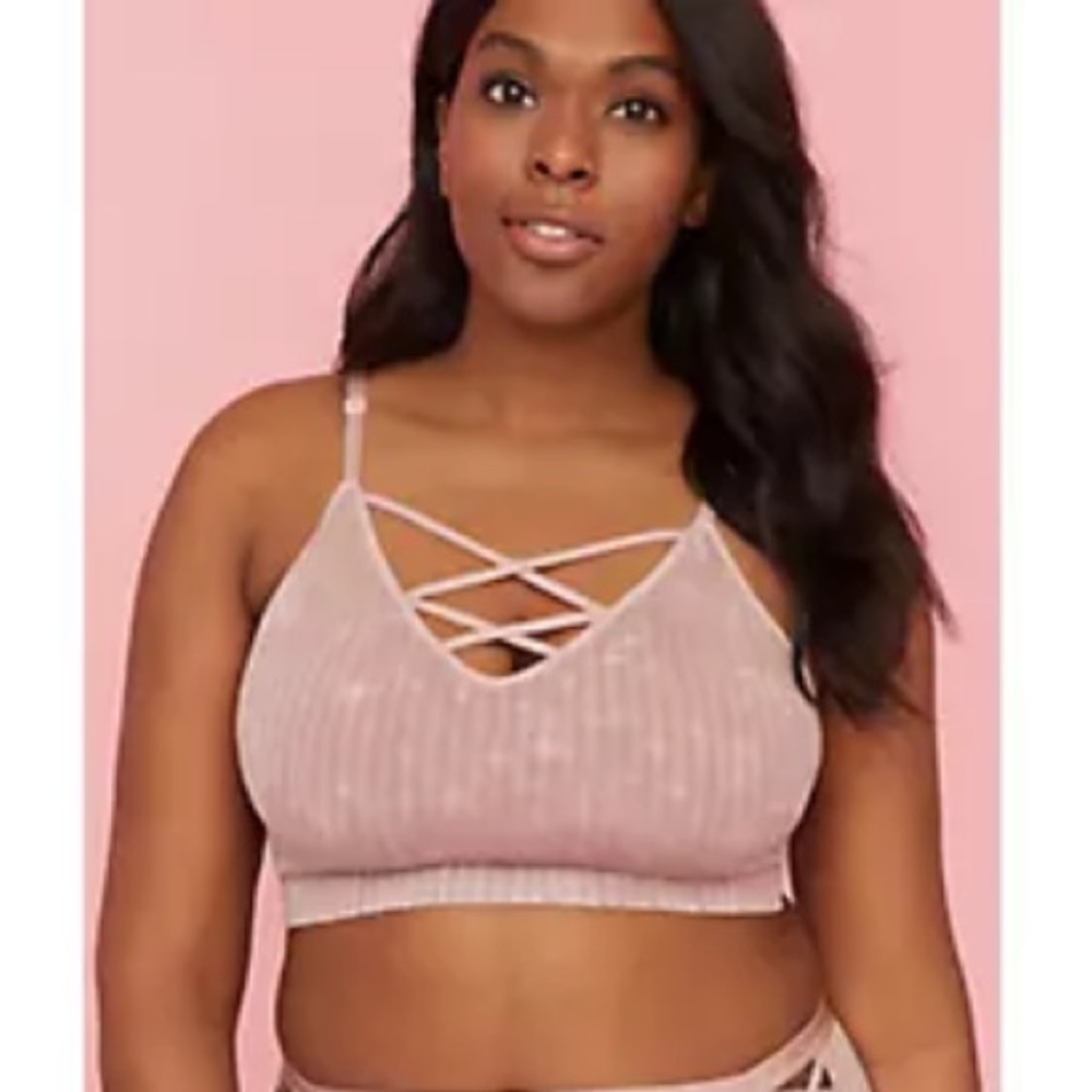 NWT LANE BRYANT Strappy Back Maroon Reversible Bralette in size 18/20
